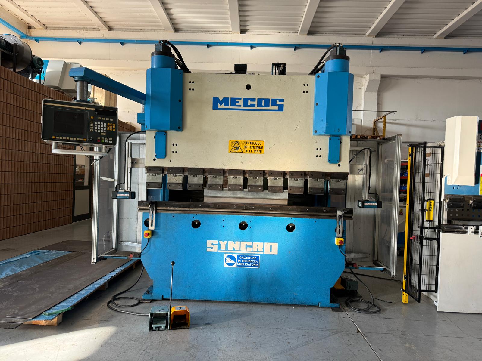 PIEGATRICE SYNCRO MECOS